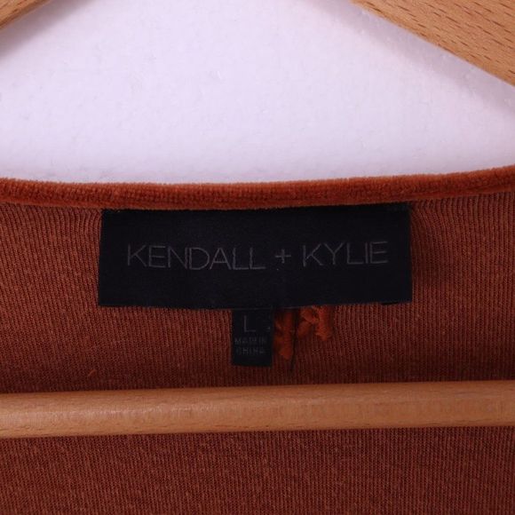 Kendall Kylie Off The Shoulder Velvet Sweater - Picture 3 of 6